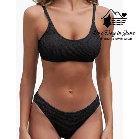 Charmleaks Textured Crop Bikini Swimsuit Size M - Picture 1 of 4
